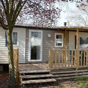 Domaine Des Iscles 25 Camping La Roque-d'Antheron